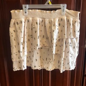 American Eagle cream skirt w. brown & tan beading